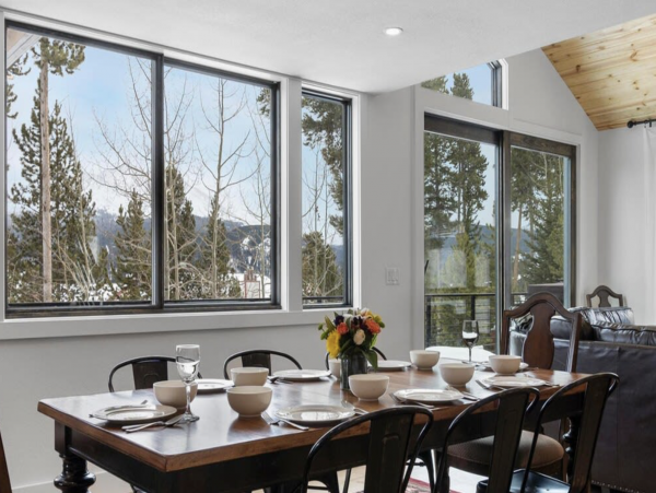 Luxury Peak 8 Ski in ski out 6 bedroom in the heart of Breck!